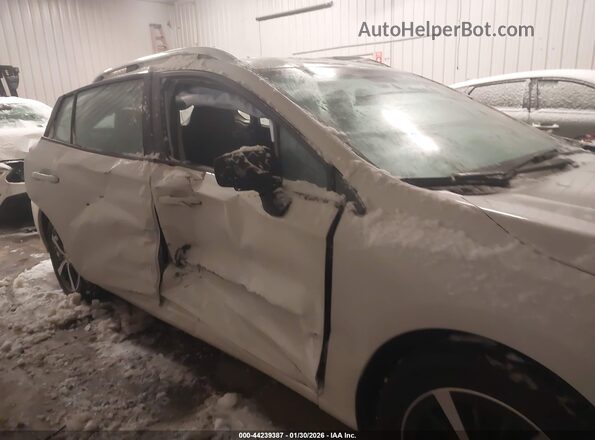 4S3GTAD67P3719281 2023 SUBARU IMPREZA Белый Вид задней части салона