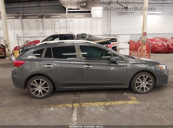 4S3GTAS60K3760038 2019 SUBARU IMPREZA Pewter Widok wnętrza z tyłu