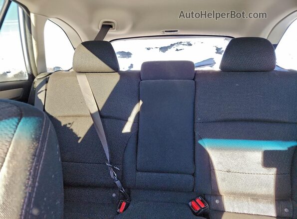 4S4BSADC5H3301219 2017 SUBARU OUTBACK Silver Widok tylnych siedzeń