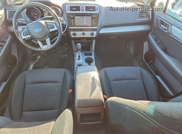 4S4BSADC5H3301219 2017 SUBARU OUTBACK Silver Widok deski rozdzielczej