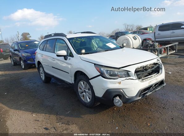 4S4BSAFC0K3363809 2019 SUBARU OUTBACK White Delantero derecho