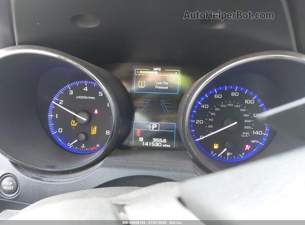 4S4BSAFC0K3363809 2019 SUBARU OUTBACK White Vista de los asientos traseros