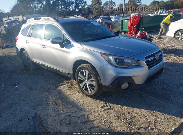 4S4BSAKC5J3365401 2018 SUBARU OUTBACK Серебряный Передняя правая четверть