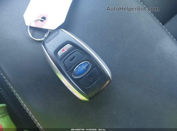 4S4BSAKC5J3365401 2018 SUBARU OUTBACK Серебряный Вид панели приборов