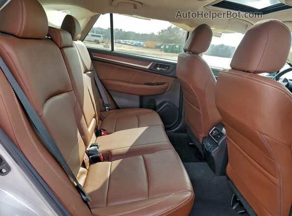 4S4BSETC7J3284566 2018 SUBARU OUTBACK Белый Вид задней части салона