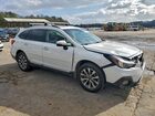 2018 Subaru Outback Touring Белый vin: 4S4BSETC7J3284566