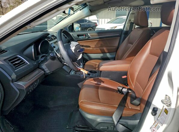 4S4BSETC7J3284566 2018 SUBARU OUTBACK Белый Вид салона спереди