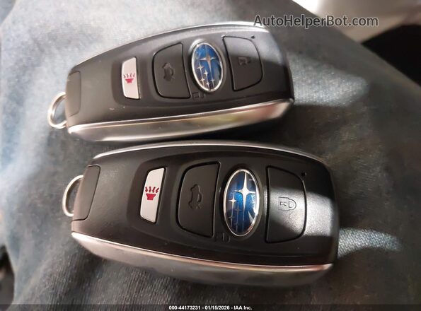 4S4BTADC4S3178436 2025 SUBARU OUTBACK Серый Вид панели приборов