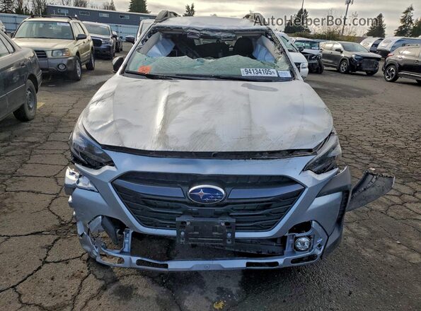 4S4BTADC9S3137140 2025 SUBARU OUTBACK Серебряный Вид спереди