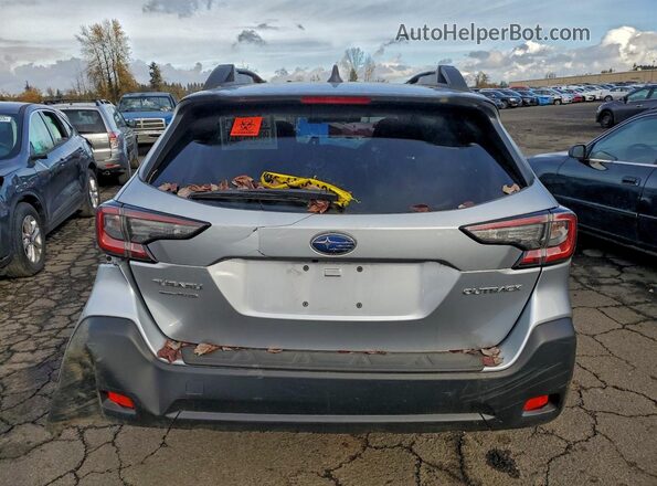 4S4BTADC9S3137140 2025 SUBARU OUTBACK Серебряный Вид сзади