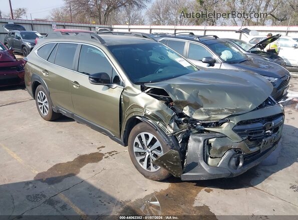 4S4BTAFC7S3135979 2025 SUBARU OUTBACK Green Delantero derecho