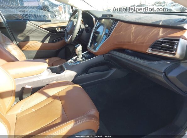 4S4BTGPD7N3266408 2022 SUBARU OUTBACK Белый Вид салона спереди