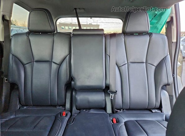 4S4WMARD4R3423715 2024 SUBARU ASCENT Зеленый Вид задних сидений
