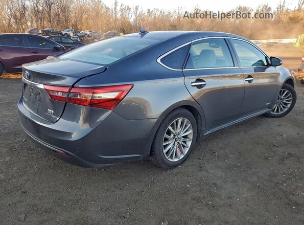 4T1BD1EB3JU061605 2018 TOYOTA AVALON Серый Задняя правая четверть