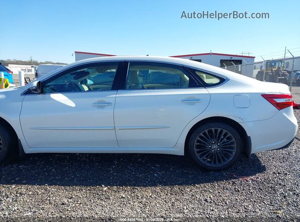 4T1BK1EB7HU253187 2017 TOYOTA AVALON Белый Вид задней части салона