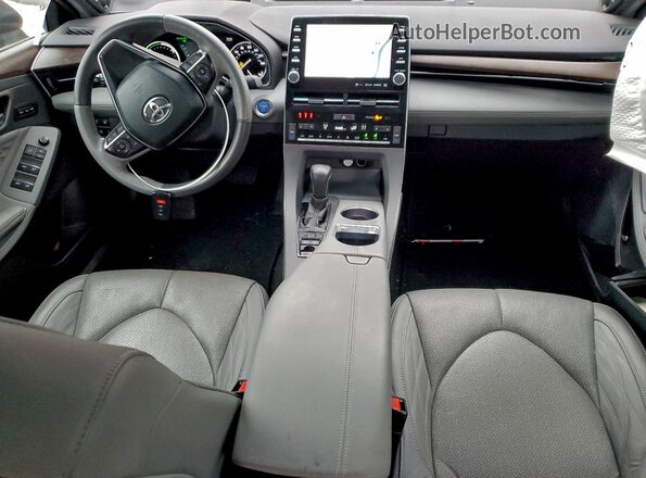 4T1DA1AB7MU006120 2021 TOYOTA LIMITED Красный Вид панели приборов