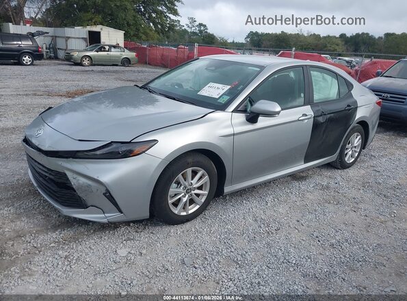 4T1DAACK4TU210630 2026 TOYOTA LE Серебряный Передняя левая четверть