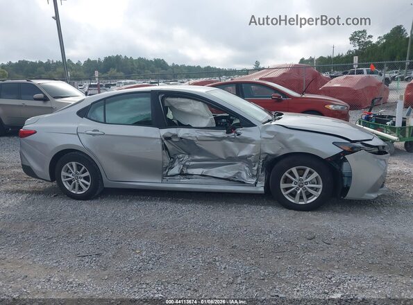 4T1DAACK4TU210630 2026 TOYOTA LE Серебряный Вид задней части салона