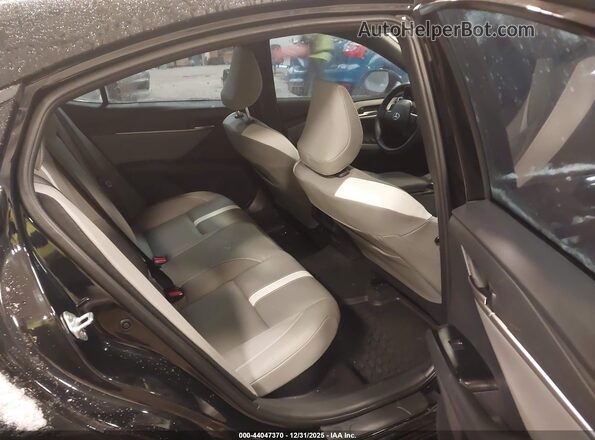 4T1DAACK4TU657880 2026 TOYOTA CAMRY Black Widok naklejki z numerem VIN