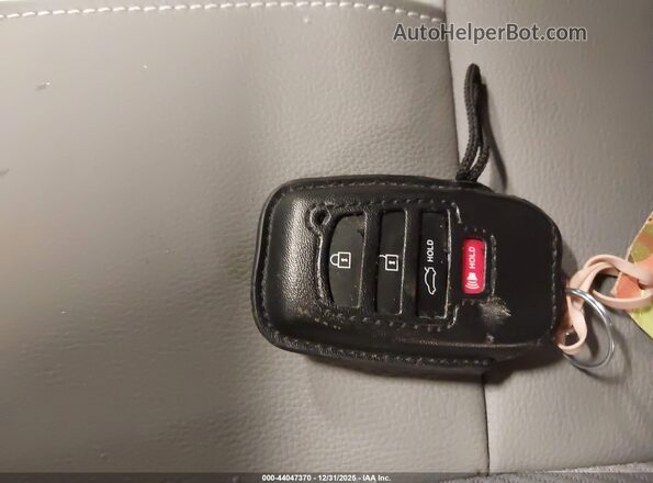 4T1DAACK4TU657880 2026 TOYOTA CAMRY Black Widok deski rozdzielczej