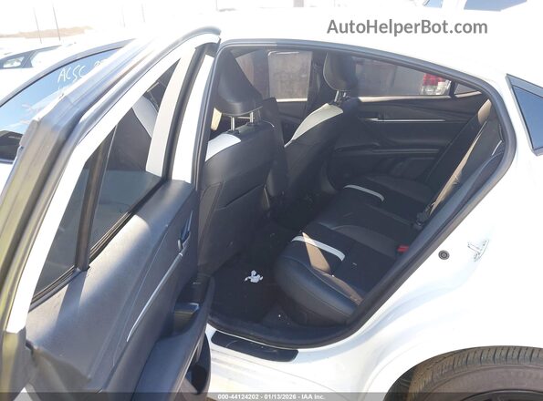 4T1DAACK9SU631256 2025 TOYOTA CAMRY White VIN կոդի պիտակի տեսք