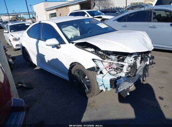 4T1DAACK9SU631256 2025 TOYOTA CAMRY White Առջևի աջ
