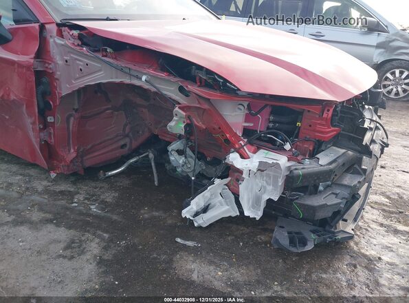 4T1DBADK1TU037533 2026 TOYOTA LE Красный Вид спереди