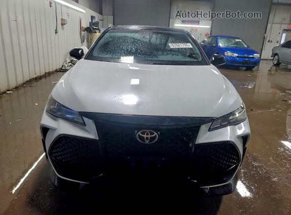 4T1FZ1FBXMU067536 2021 TOYOTA AVALON White Widok z przodu