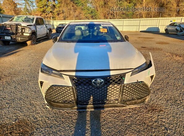 4T1GZ1FB9NU076055 2022 TOYOTA AVALON White Դիմացի տեսք
