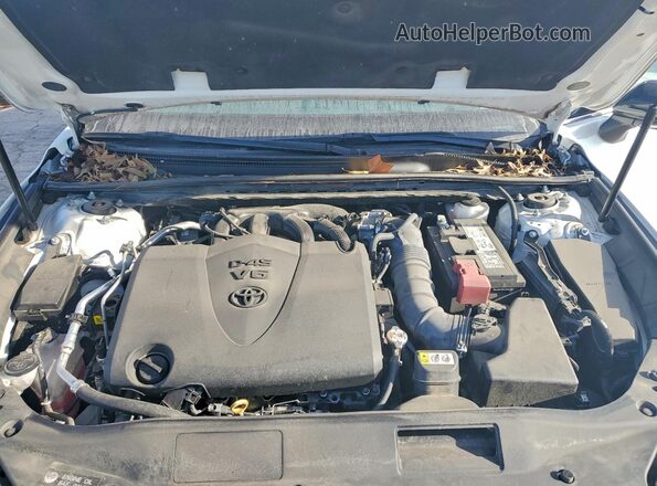 4T1HZ1FB1NU074255 2022 TOYOTA AVALON White Vista interior trasera
