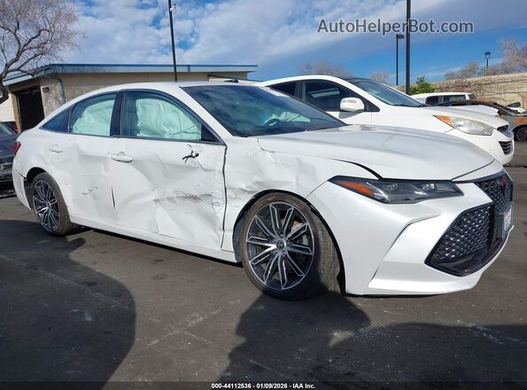 4T1HZ1FB3NU072801 2022 TOYOTA AVALON Белый Вид спереди