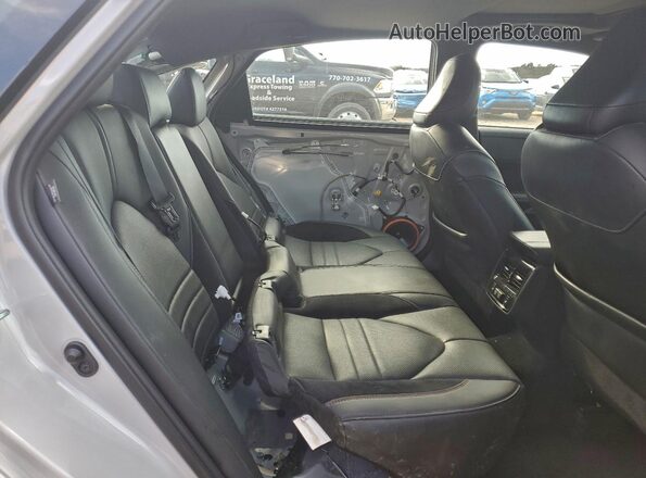 4T1HZ1FB4NU073472 2022 TOYOTA AVALON White Вид задніх сидінь