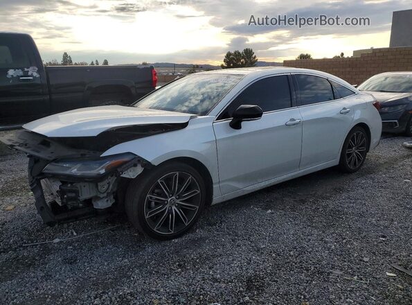 4T1HZ1FBXNU071905 2022 TOYOTA AVALON White Przód lewy