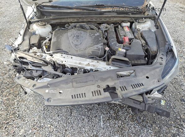 4T1HZ1FBXNU071905 2022 TOYOTA AVALON White Widok wnętrza z tyłu