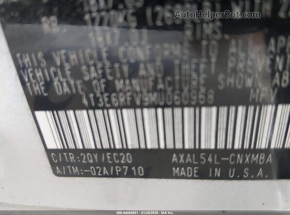 4T3E6RFV9MU060968 2021 TOYOTA RAV4 HYBRID Silver Widok komory silnika