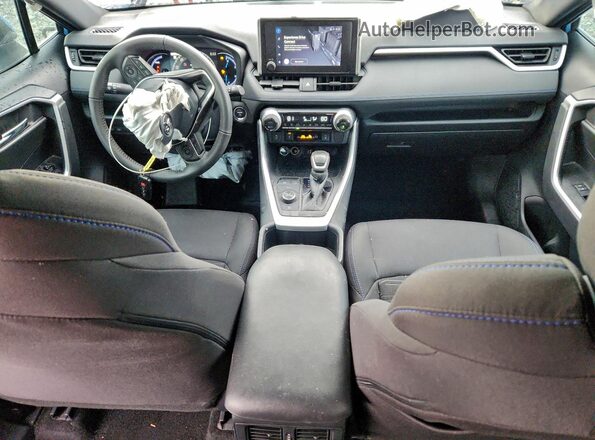 4T3T6RFVXRU150757 2024 TOYOTA RAV4 Синий Вид панели приборов