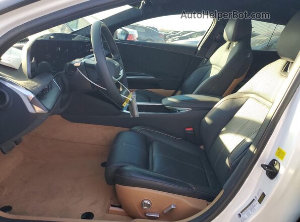 50EA1GBAXSA008485 2025 LUCID AIR White Vista interior delantera