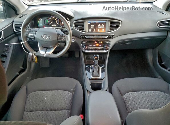 KMHC65LC1HU032292 2017 HYUNDAI IONIQ Серебряный Вид щитка приборов