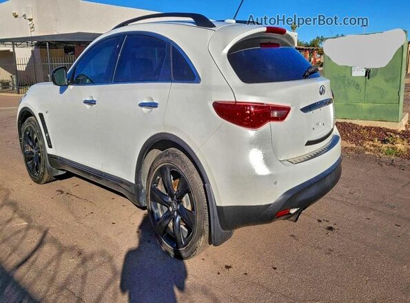 JN8CS1MW2HM411677 2017 INFINITI QX70 Белый Передняя правая четверть
