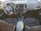 2019 Jeep Cherokee Latitude Серебряный vin: 1C4PJLCB5KD332117