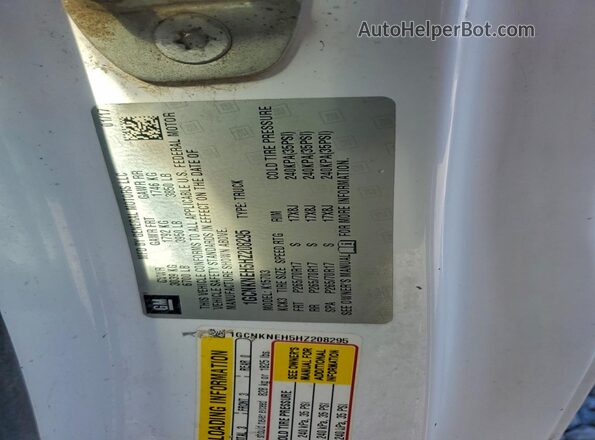 1GCNKNEH5HZ208295 2017 CHEVROLET ALL MODELS White Widok naklejki z numerem VIN
