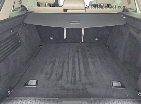 SALWR2RU8KA862566 2019 LAND ROVER RANGE ROVER Синий Вид задней части салона
