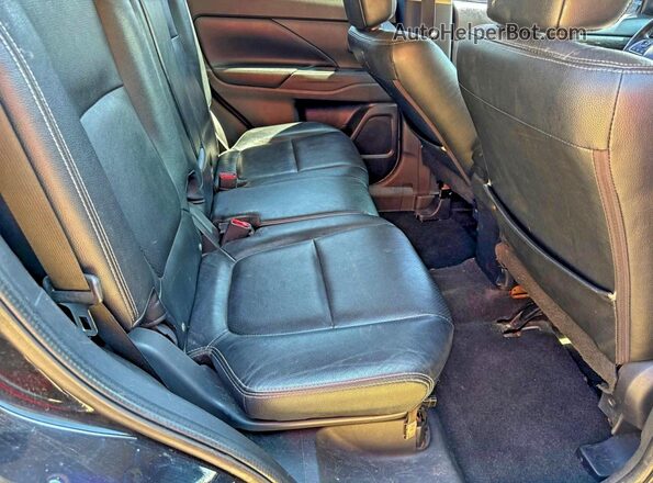 JA4AD3A32GZ004716 2016 MITSUBISHI OUTLANDER Черный Вид салона спереди