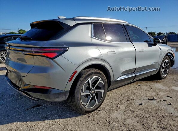 3GN7DNRP8SS207660 2025 CHEVROLET EQUINOX Серебряный Передняя правая четверть