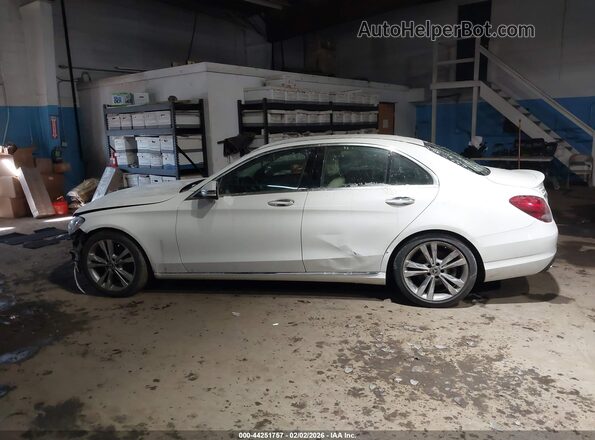 55SWF4JB0HU219553 2017 MERCEDES-BENZ C-CLASS White სალონის 360-გრადუსიანი ხედი