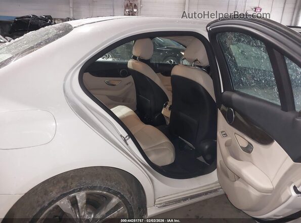 55SWF4JB0HU219553 2017 MERCEDES-BENZ C-CLASS White VIN კოდის სტიკერის ხედი