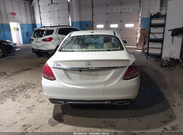 55SWF4JB0HU219553 2017 MERCEDES-BENZ C-CLASS White 