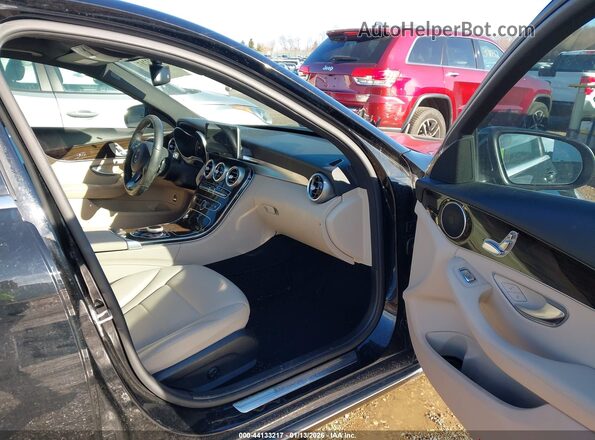 55SWF4JB1JU239297 2018 MERCEDES-BENZ C-CLASS Черный Вид салона спереди