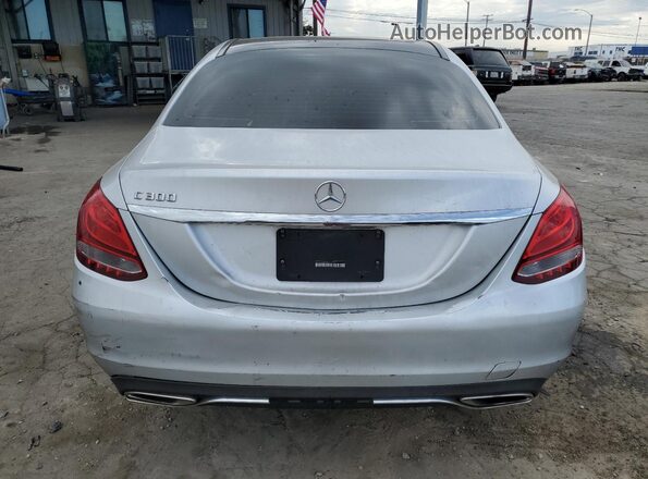 55SWF4JB5GU171790 2016 MERCEDES-BENZ C Silver უკანა ხედი