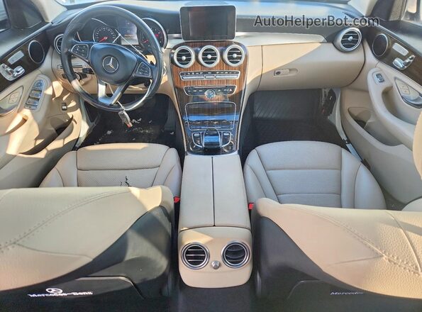 55SWF4KB3GU101946 2016 MERCEDES-BENZ C White Вид панелі приладів